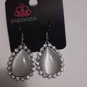 Teardrop Trendsetter Moonstone White Earrings
